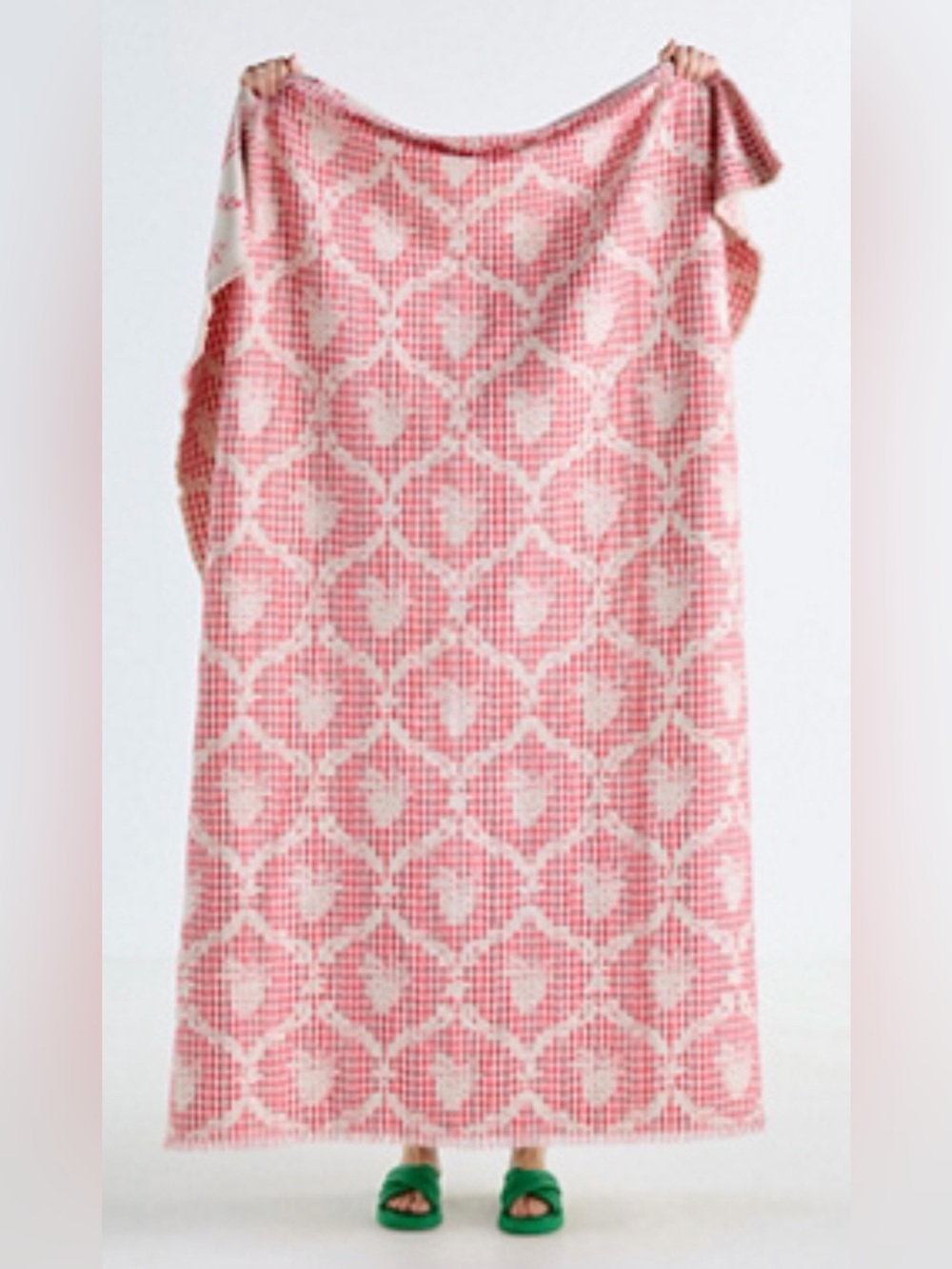 Anthropologie  Damask Cotton Woven Throw Blanket  - Red Pattern NWT
